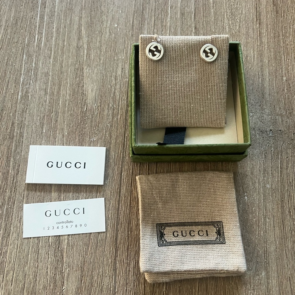 Gucci silver interlocking earrings